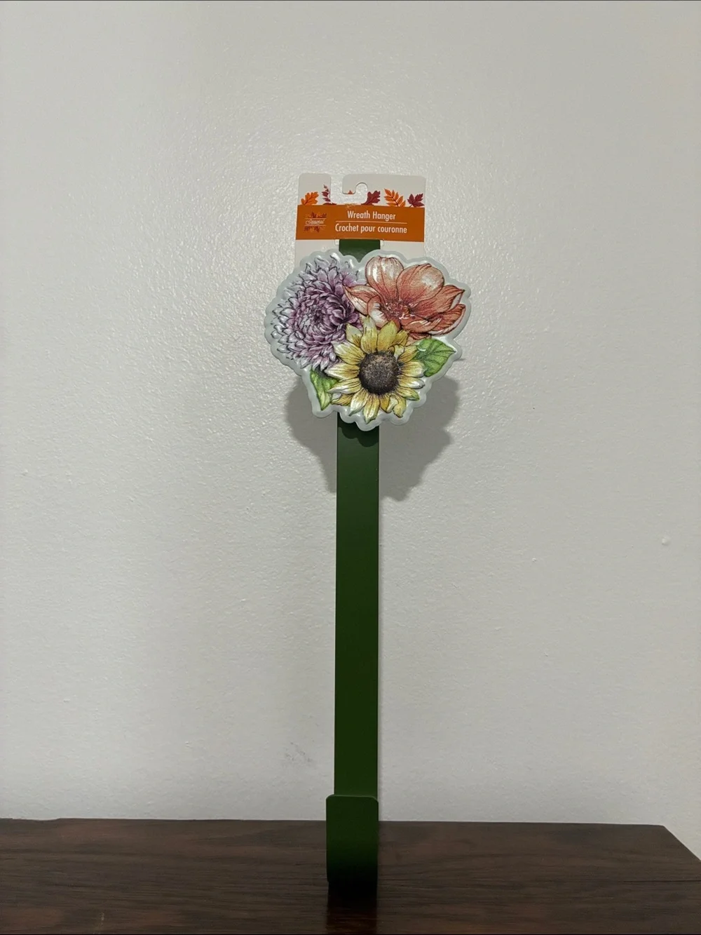 NWT- Green Metal- Fall Wreath Hanger with Sunflower & Dahlia